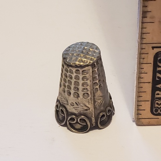 Vintage Sterling Silver Thimble - Applied Scroll - Made in Mexico