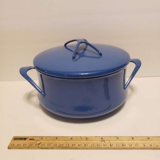 Vintage Blue Enamel Dutch Oven with Lid