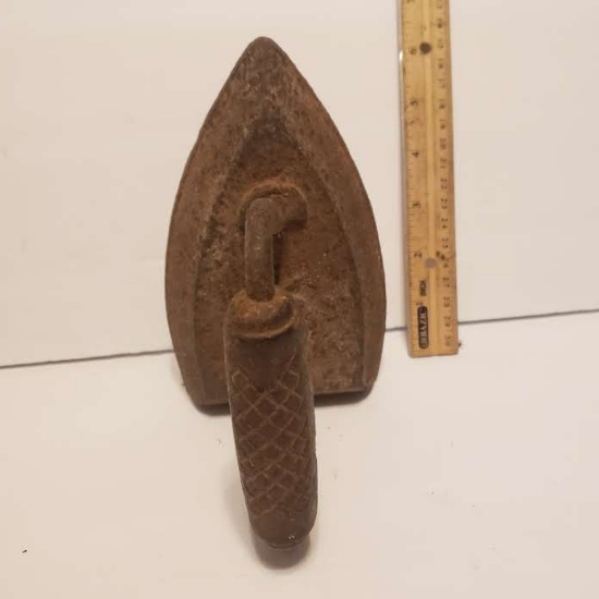 Antique No 7 Sad Iron