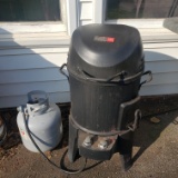 CharBroil The Big Easy Smoker with Cover and 1 Empty Tank