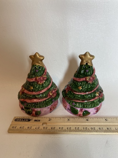 Vintage Ceramic Christmas Tree Salt and Pepper Shakers