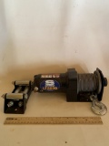 Super Winch Lt 2000 with Cable Roller