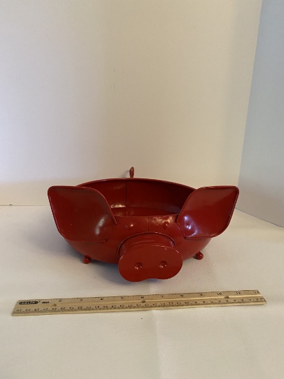 Metal Red Pig Barbecue Container