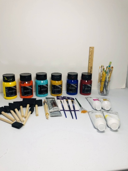 Lot of Artist Painting Supplies