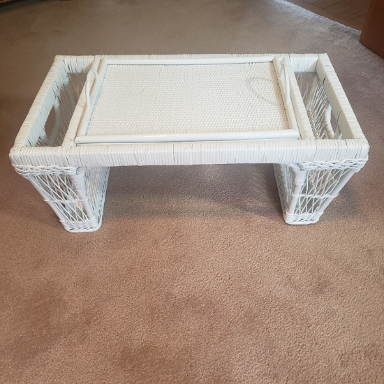 Wicker Bed Serving Tray with Removable Tray
