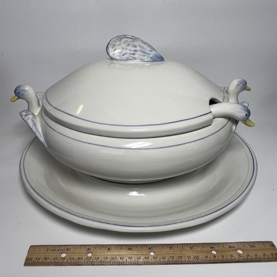 Nice Large 4 pc Duck Tureen Made in Italy