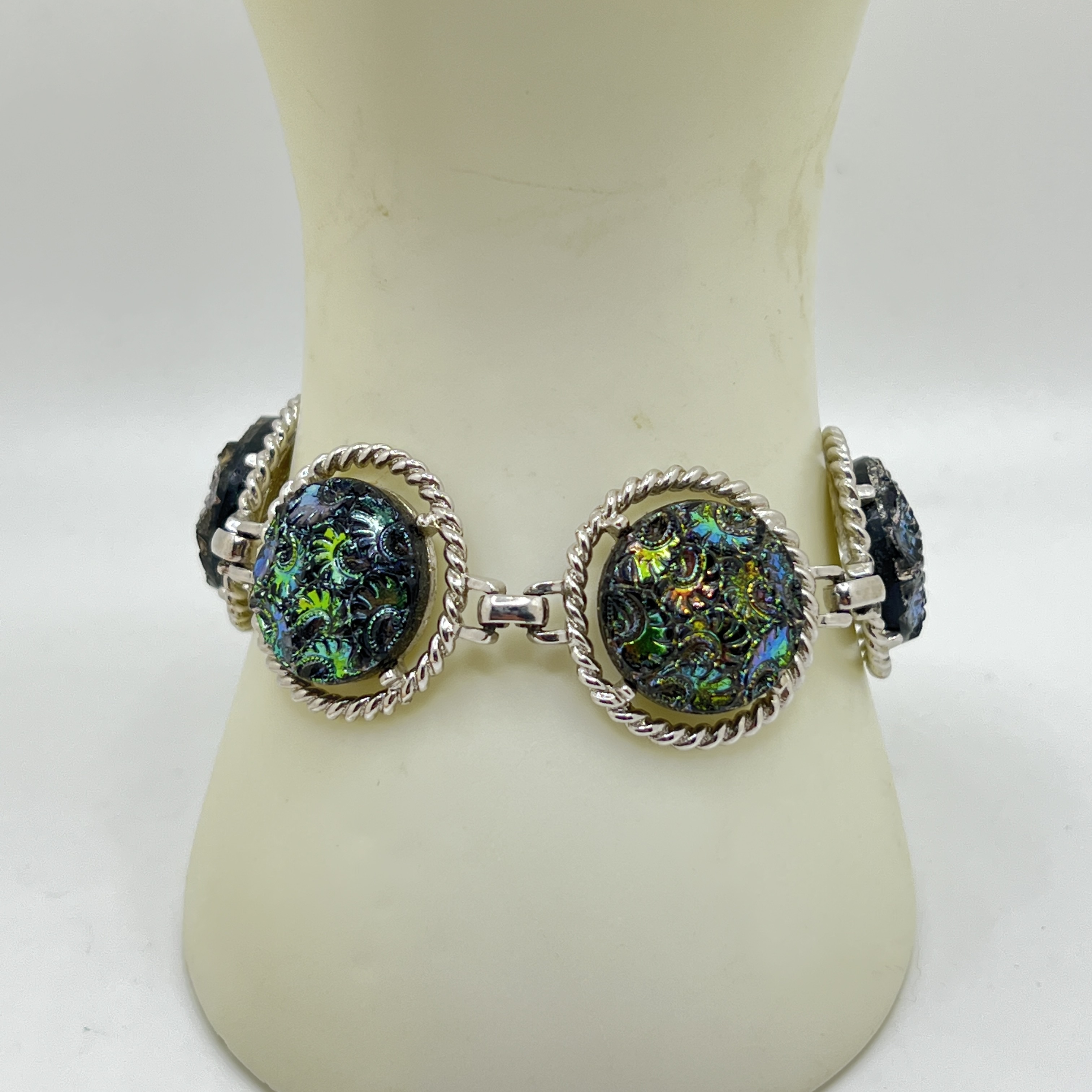 Sarah coventry bracelet clearance