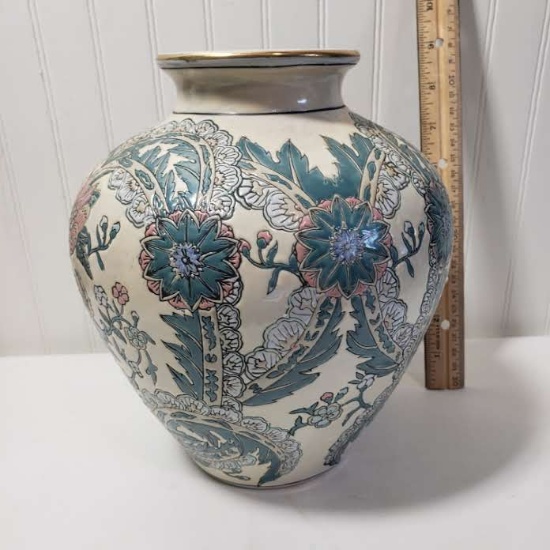 Andrea By Sadek Vintage Summer Floral Porcelain Vase