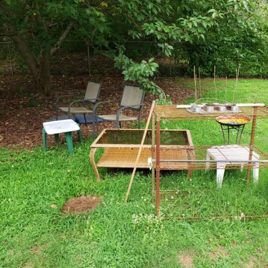 Lot of Decorative Yard Items