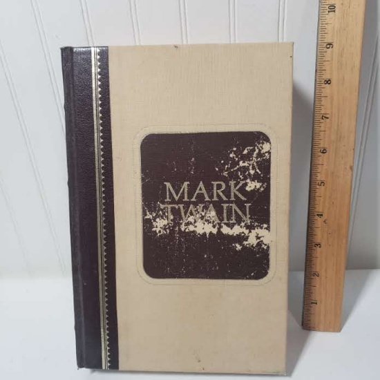 The Great Master’s Library Mark Twain Hardcover Book