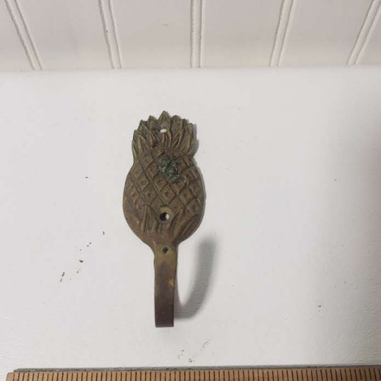 Small Brass Pineapple Key Hook