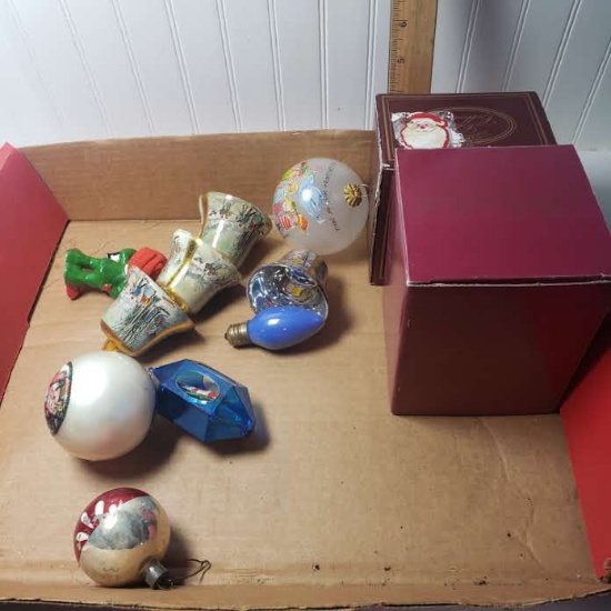 Box Lot of Assorted Christmas Decor