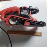 Black & Decker Dragster DS321 Belt Sander - Works