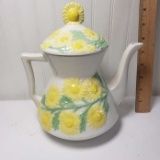 Vintage Daisy Ceramic Teapot