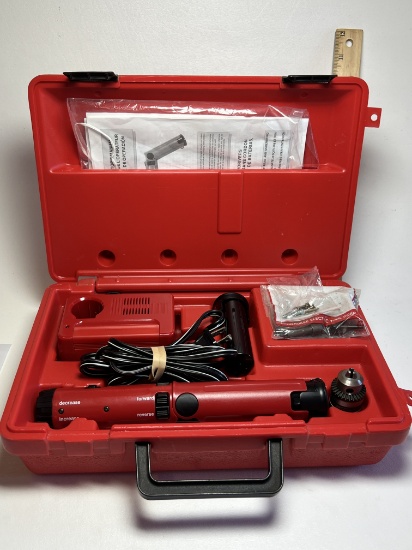 Milwaukee Heavy Duty Cordless Screwdriver with Accessories & Case