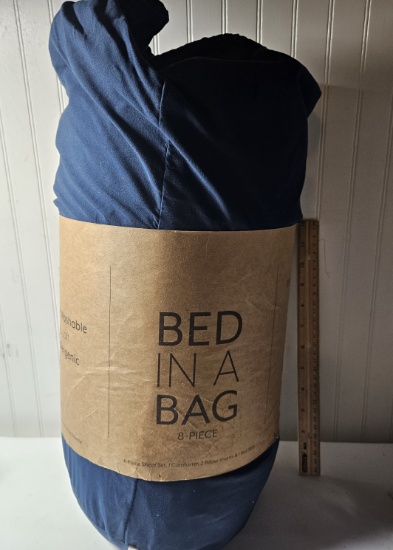 King Size Navy Blue 8 Piece Bed in a Bag