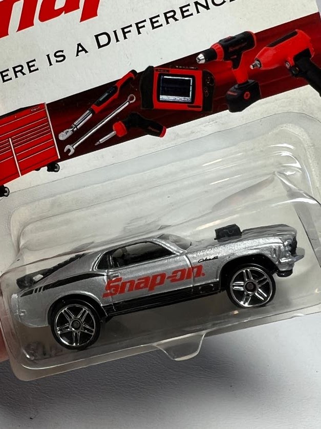 2006 Hot Wheels SNAP ON Die Cast Car Proxibid