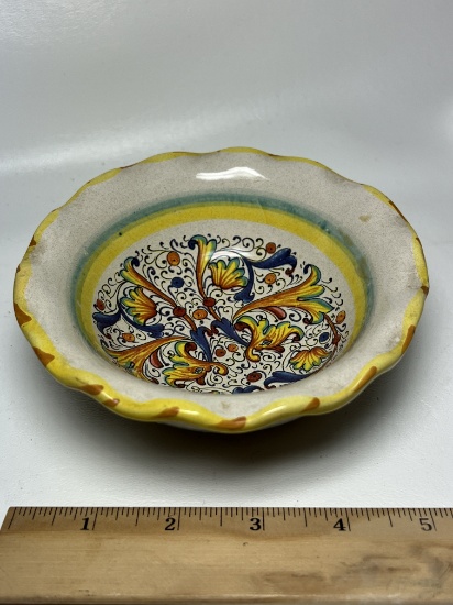 Meridiana Ceramiche Italian Pottery Bowl with Ruffled Edge Signed on Bottom