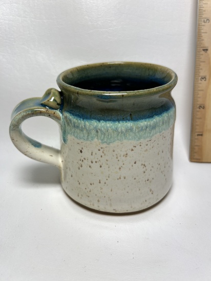 Pretty Watts Pottery Mug