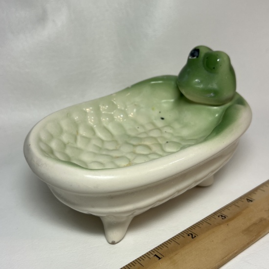Vintage Turtle Bath Tub Frog Soap Holder