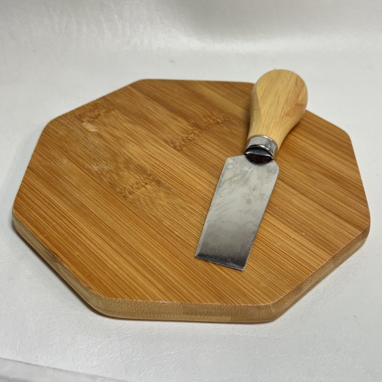 Small Bamboo Cutting Board & Cheese Knife