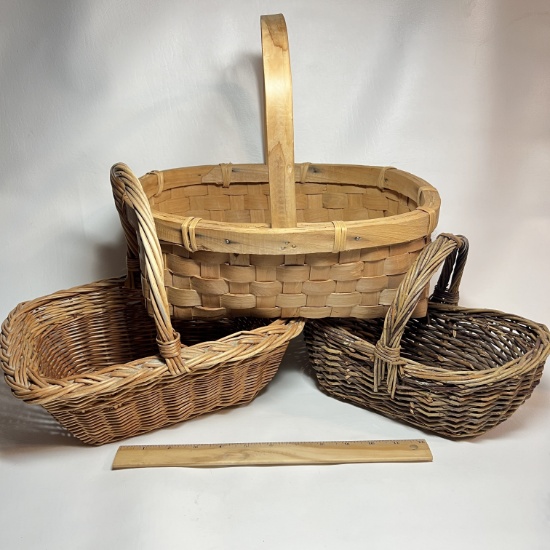 Lot of Vintage Baskets