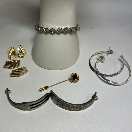 Lot of Various Jewelry