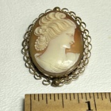 Antique 1/20 12 K G Cameo with Lacey Frame