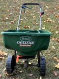 Scotts Deluxe Spreader & Hand Spreader