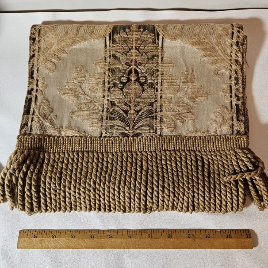 Table Scarf