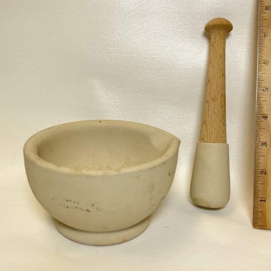 Warranted Acid Proof Mortar & Pestle Made in England