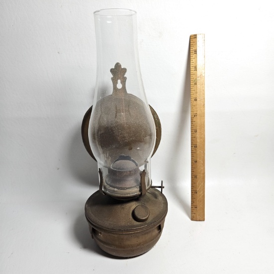Vintage Oil Lamp with Wall Hanging Deflector