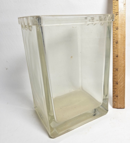 1919 American Medical Museum Glass Specimen Jar, No 5