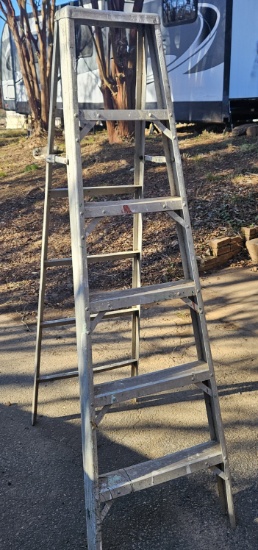 6’ A Frame Aluminum Ladder