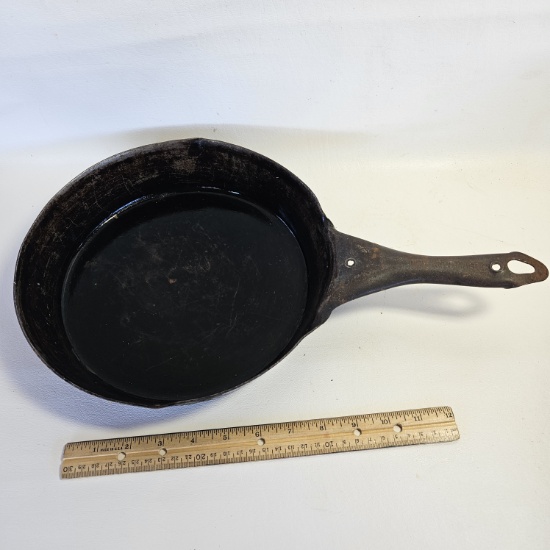 Vintage Wrought Iron Range Co. Camping Pan