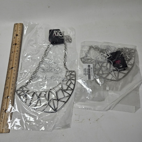Lot of 2 Paparazzi Strike White Haute Necklaces - New