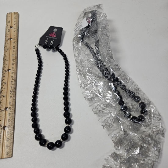 Lot of 2 Paparazzi Royal Romance Necklaces - New