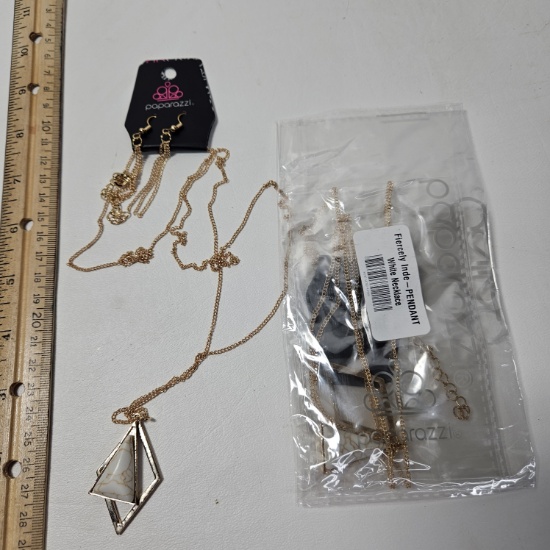 Lot of 2 Paparazzi Fiercely Inde-Pendant Necklaces - New