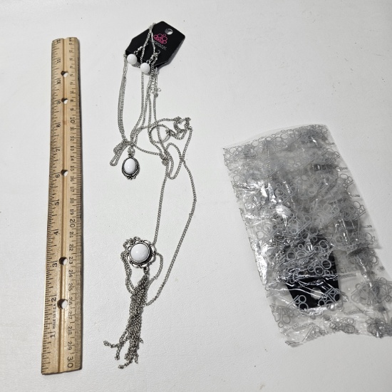 Lot of 2 Paparazzi Floral Fanatic Necklaces - New
