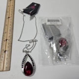 Lot of 2 Paparazzi Notoriously Noble Necklaces - New