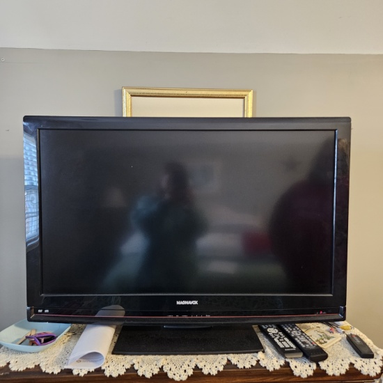 Magnavox 37” TV With Built In DVD Player - Works