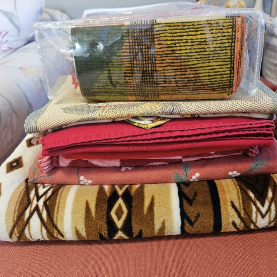 Assorted Linen Lot