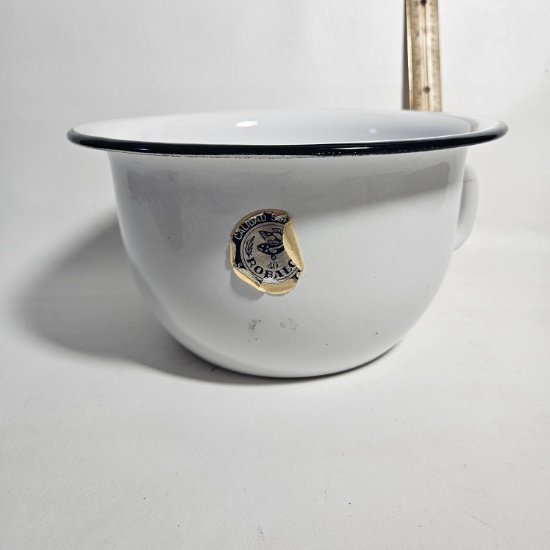 Enamelware Chamber Pot
