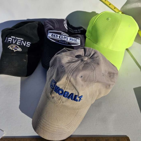 Lot of 4 Hats