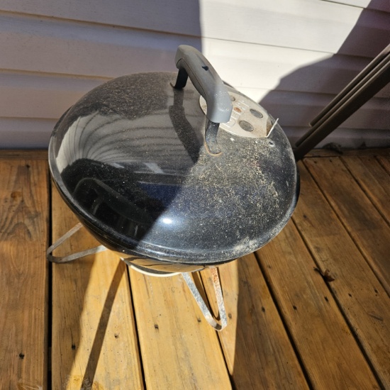 Small Weber Portable Charcoal Grill