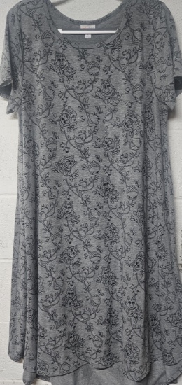 Mrs. Piggy LulaRoe “Carly” Dress, Large