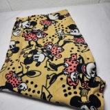 LulaRoe Minnie Mouse Tall & Curvy Leggings