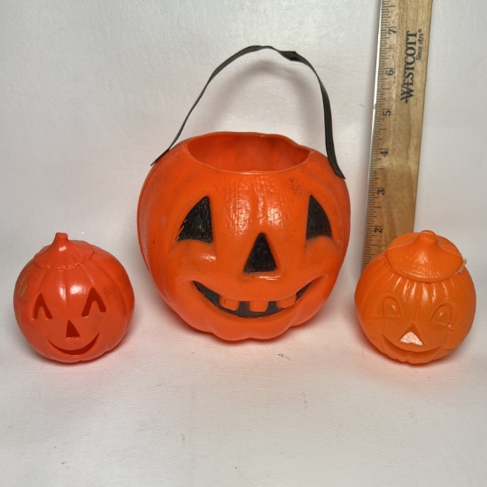 Vintage Small Plastic Pumpkins