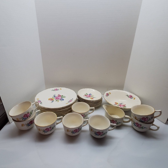 1940’s SCIO Pottery Dinnerware 8 Dinner Plates, 8 Saucers, 8 Coffee Cups