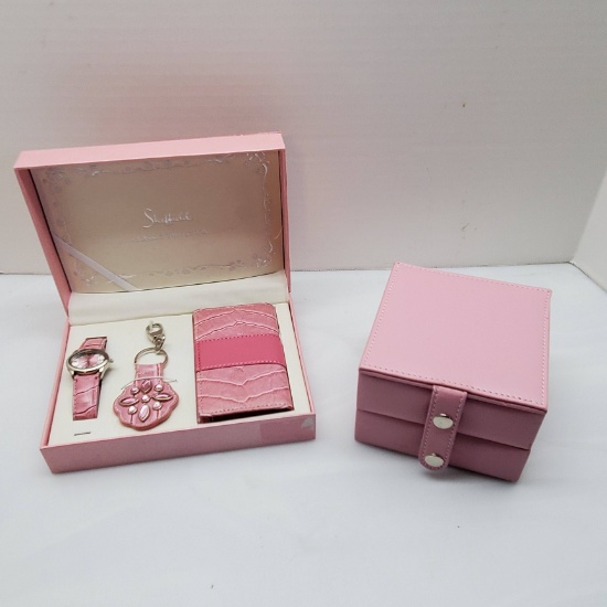 NIB Sheffield Classic Collection Women's Pink Watch, Key Ring, and Wallet Gift Set